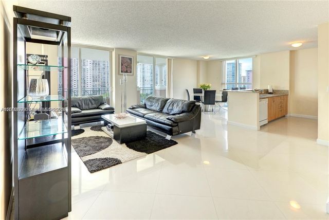 17555 Atlantic Boulevard 902, Sunny Isles Beach, FL 33160