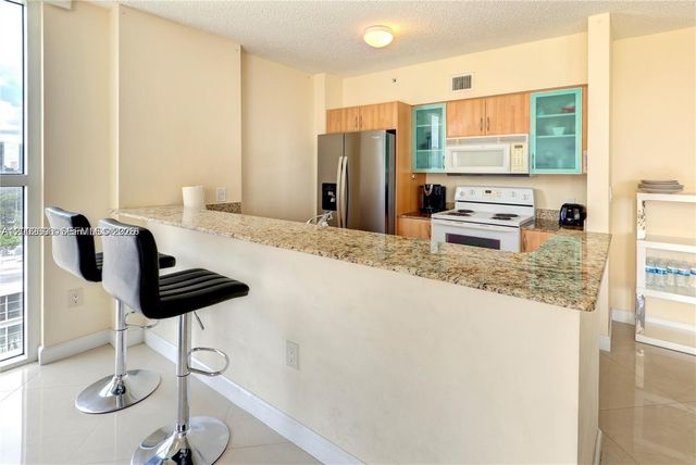 17555 Atlantic Boulevard 902, Sunny Isles Beach, FL 33160