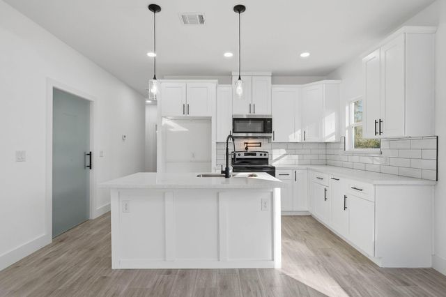 14834 Fannin Road, Willis, TX 77378