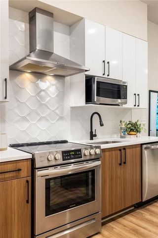 112 Rogers Street NE 202, Atlanta, GA 30317