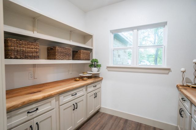 118 Kipapa CT, Bastrop, TX 78602