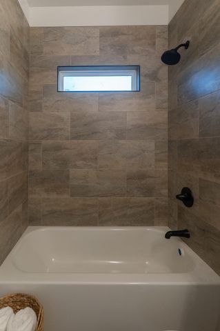 118 Kipapa CT, Bastrop, TX 78602