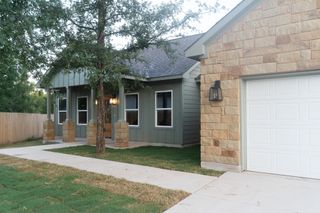 118 Kipapa CT, Bastrop, TX 78602