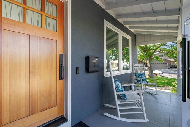 1180 Fewtrell Drive, Campbell, CA 95008