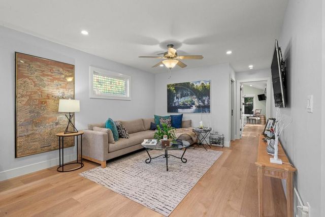 1180 Fewtrell Drive, Campbell, CA 95008