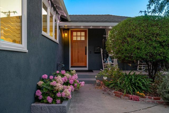 1180 Fewtrell Drive, Campbell, CA 95008