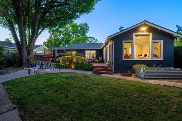 1180 Fewtrell Drive, Campbell, CA 95008