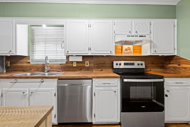 803 Chris Dr, Longview, TX 75605
