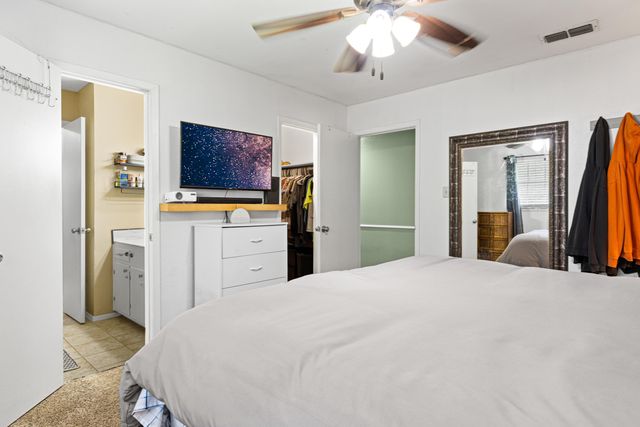 803 Chris Dr, Longview, TX 75605