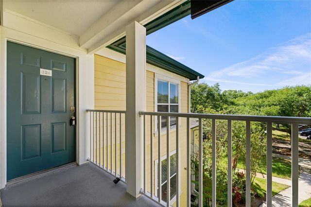 4107 CHATHAM OAK COURT 326, Tampa, FL 33624