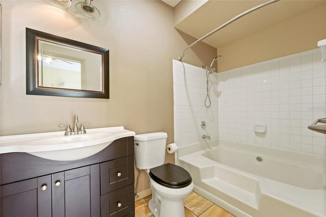 4107 CHATHAM OAK COURT 326, Tampa, FL 33624