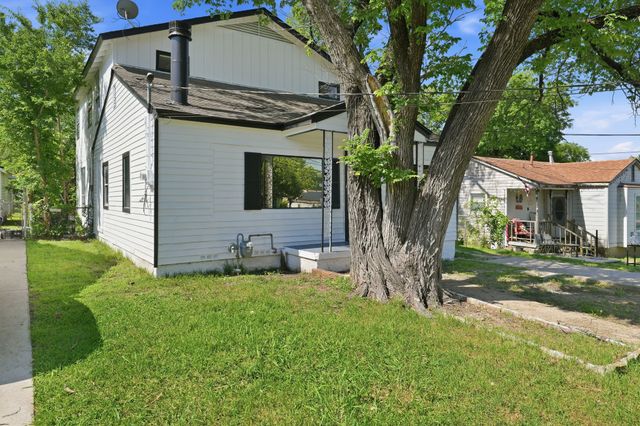 3350 Grafton Avenue, Dallas, TX 75211