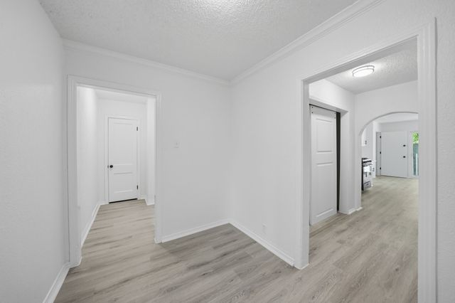 3350 Grafton Avenue, Dallas, TX 75211