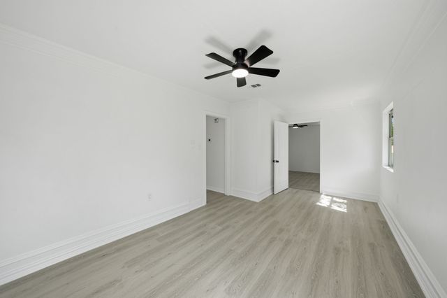 3350 Grafton Avenue, Dallas, TX 75211
