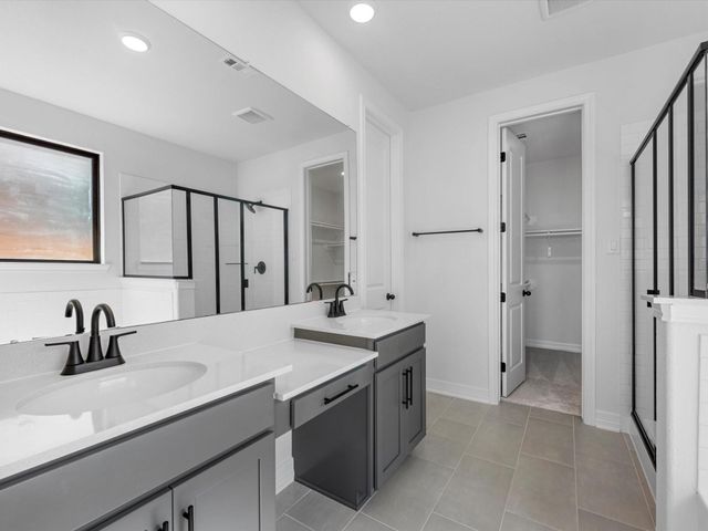 14802 Mission Avenue, Mont Belvieu, TX 77523
