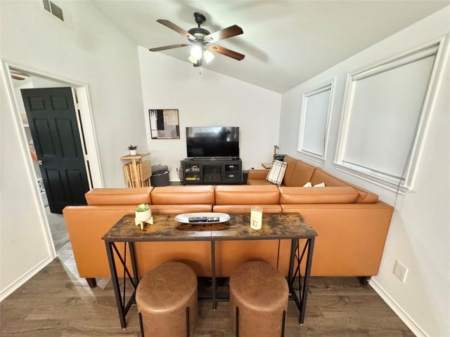 349 Northridge Drive, Gainesville, TX 76240