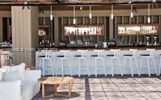 102 24th St 1421, Miami Beach, FL 33139