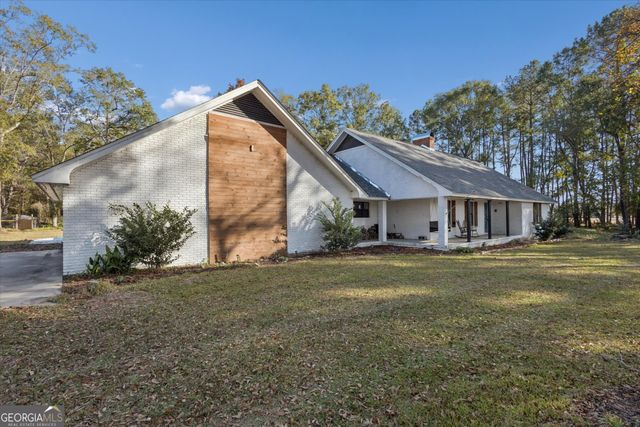 1435 Bennett Crossing, Jesup, GA 31545