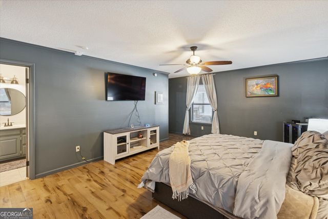 1435 Bennett Crossing, Jesup, GA 31545