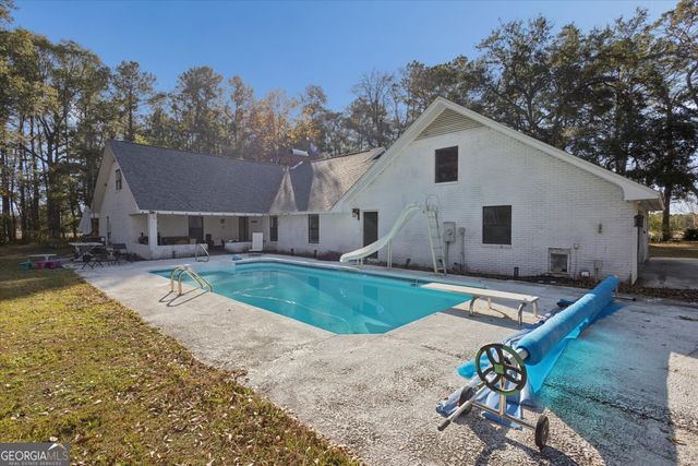 1435 Bennett Crossing, Jesup, GA 31545