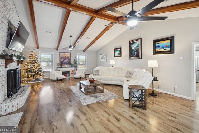 1435 Bennett Crossing, Jesup, GA 31545