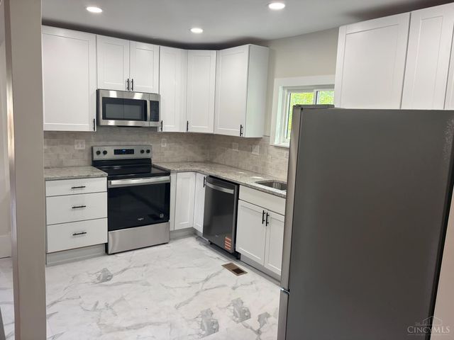 214 Columbus Avenue, Lebanon, OH 45036