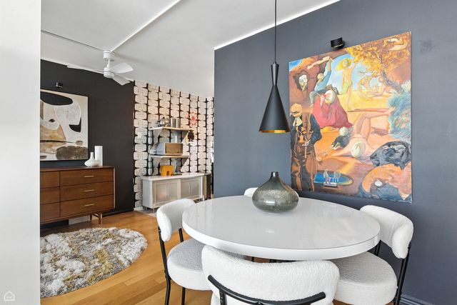 4250 N Marine Drive 2913, Chicago, IL 60613