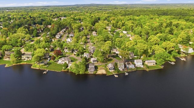 12 Pleasant Cir, Canton, MA 02021