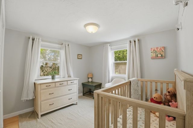12 Pleasant Cir, Canton, MA 02021