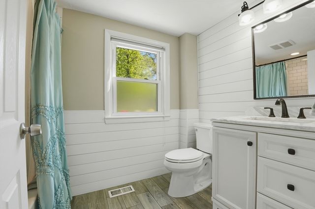 12 Pleasant Cir, Canton, MA 02021