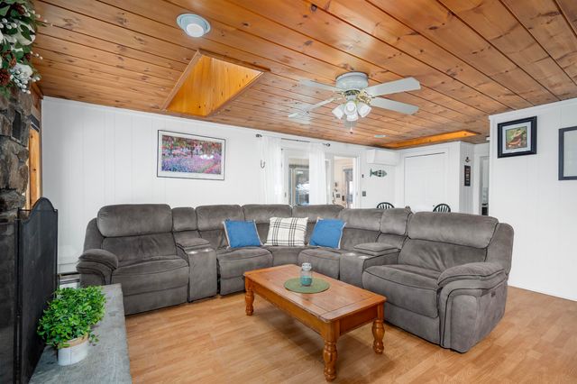 4 Cummings Cove Road, Meredith, NH 03253