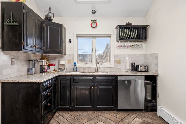 4 Cummings Cove Road, Meredith, NH 03253