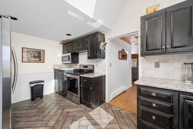 4 Cummings Cove Road, Meredith, NH 03253