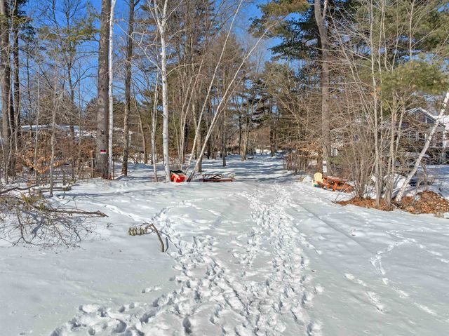 4 Cummings Cove Road, Meredith, NH 03253