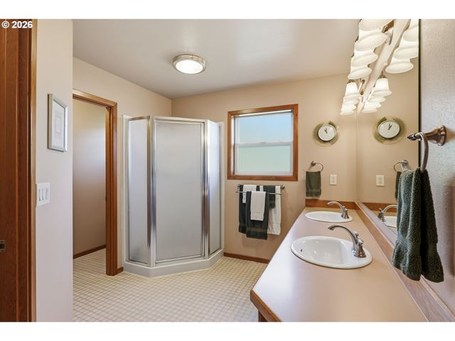 16532 Sw HOLLY HILL Rd, Hillsboro, OR 97123