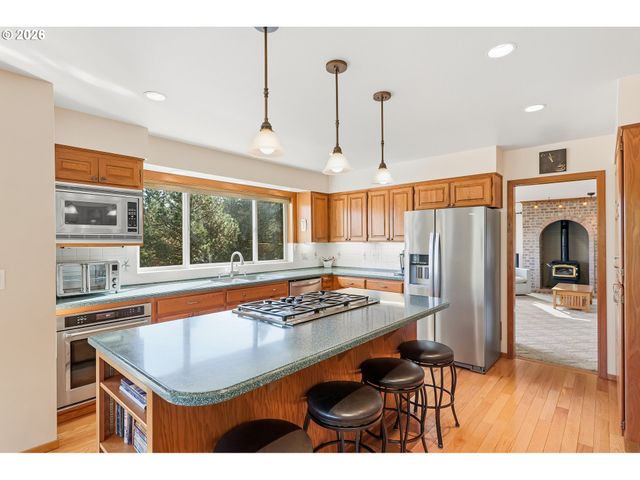 16532 Sw HOLLY HILL Rd, Hillsboro, OR 97123