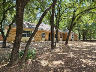 6817 Westover Drive, Granbury, TX 76049