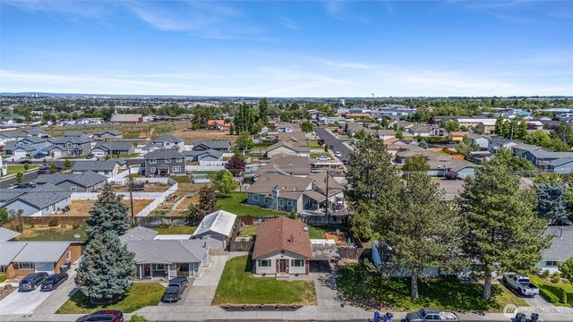 528 E Sharon Avenue, Moses Lake, WA 98837