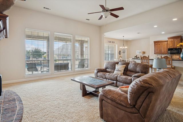 911 Lorene Drive, Wylie, TX 75098