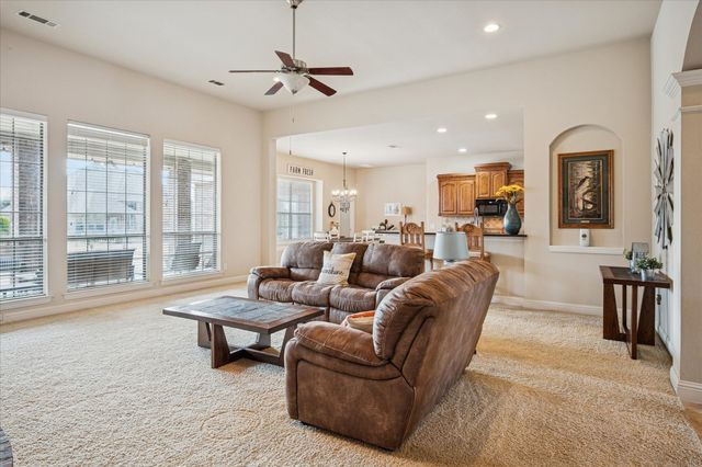 911 Lorene Drive, Wylie, TX 75098