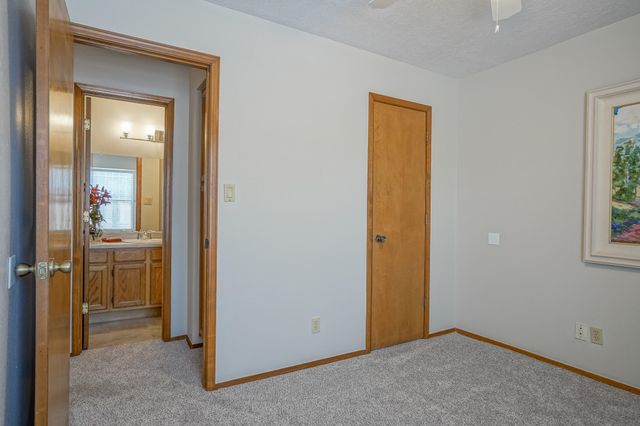 5609 Wingate Avenue NW, Albuquerque, NM 87120