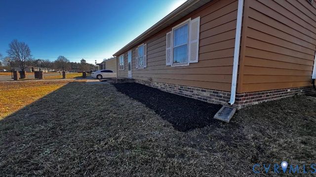 21312 Warrior Dr, South Chesterfield, VA 23803