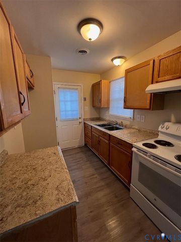 21312 Warrior Dr, South Chesterfield, VA 23803