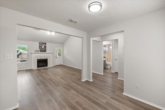 653 Ozark Avenue, Burleson, TX 76028