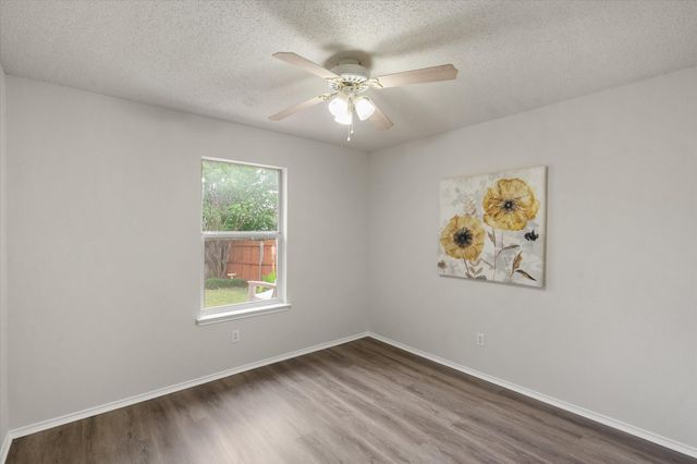 653 Ozark Avenue, Burleson, TX 76028
