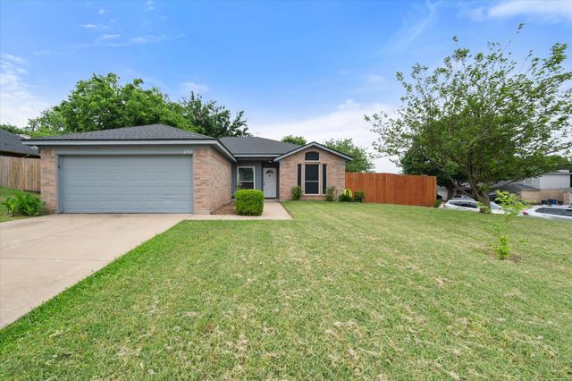 653 Ozark Avenue, Burleson, TX 76028