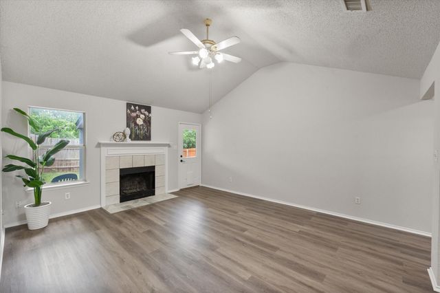 653 Ozark Avenue, Burleson, TX 76028