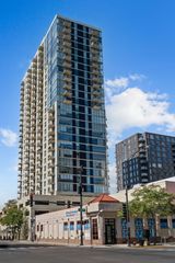 1212 N LASALLE Street 2107, Chicago, IL 60610