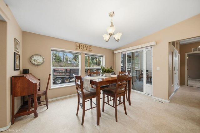 15010 W 4 Mound Rd, Nine Mile Falls, WA 99026