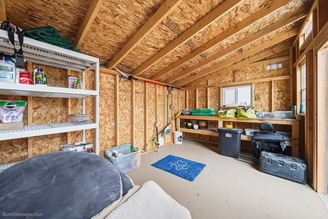 15010 W 4 Mound Rd, Nine Mile Falls, WA 99026